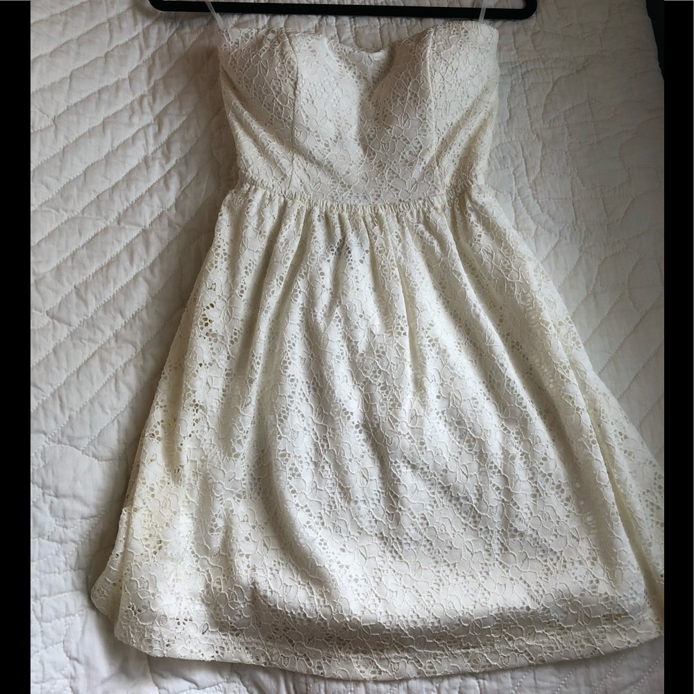 Lace strapless dress